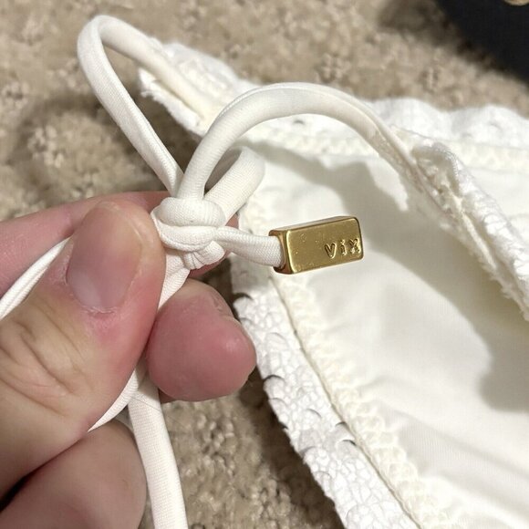 NEW Vix Ripple Scales Side Tie Cheeky Bikini Bottoms in Off White Women’s Small - Picture 5 of 10
